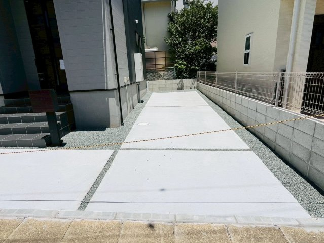 リーブルガーデン／中央区渡鹿第二／2号棟の駐車場