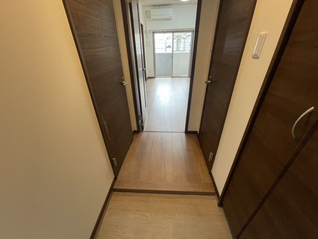 YAKUIN037RESIDENCEの玄関