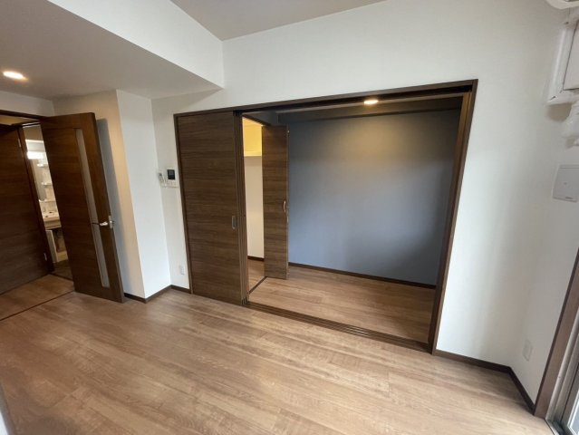 YAKUIN037RESIDENCEの居間・リビング