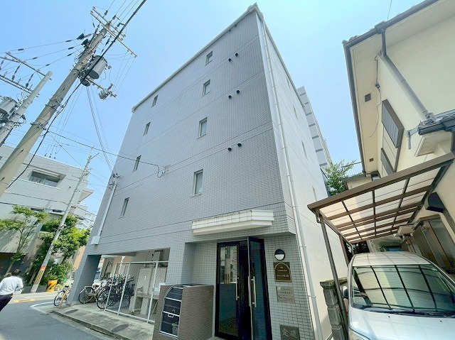 アクティブ新大阪の外観