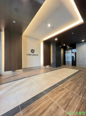 【エントランス】 | ララプレイス難波メティス