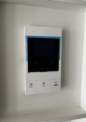 【セキュリティ】 | ハピネスガーデン新大阪 | モニター付きインターホンです