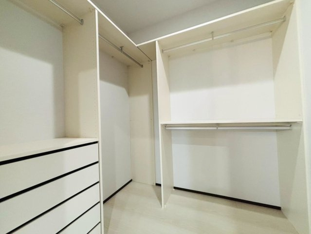 新築戸建　揖斐郡池田町八幡第２　全４区画分譲の収納|洋服がたくさん収納できて、衣替えも楽々です！
