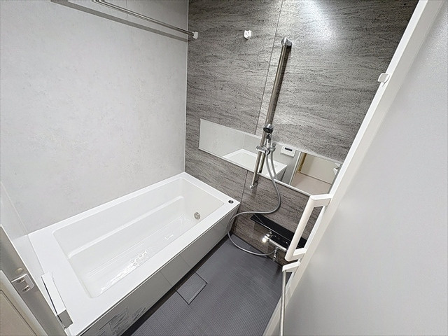 ウェルス天神南の浴室