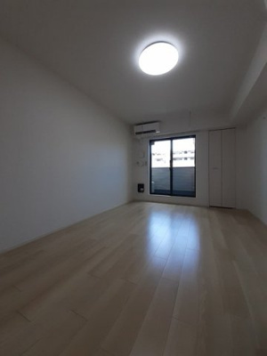 【居間・リビング】 | テェーニメント・フェイコム | 使いやすい居間です