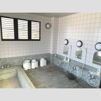 【浴室】 | 西伊豆旅館 | コンパクトで使いやすいお風呂です