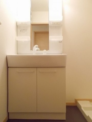 【洗面所】 | プロムナード | 忙しい朝には欠かせない洗面所です