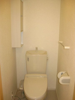 【トイレ】 | ラフレシールⅠ | 落ち着いた色調のトイレです