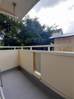 【バルコニー】 | ヘレスブルク | バルコニー付きです