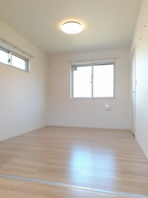 【内装】 | トシナオンＡ | 明るい室内です