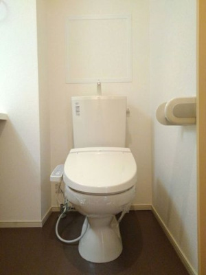 【トイレ】 | グラン・ブルー | 清潔感のあるトイレです