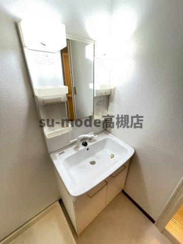 AIビルの洗面所