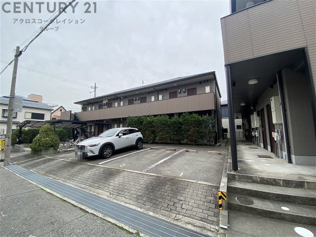 敷地内に駐輪場あります！