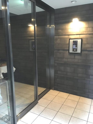 【エントランス】 | Vert soleil真田山 | 落ち着いたエントランスです