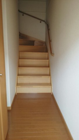 アドベントヒルズＣの玄関