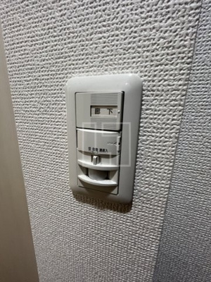 【その他】 | プレサンス難波リバーオアシス | プレサンス難波リバーオアシス　人感センサーライト