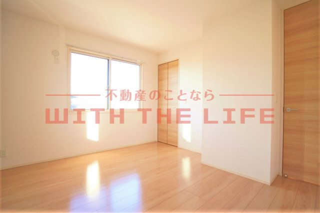 シャルムメゾン【キャッシュバック対象】の洋室|個人の部屋や寝室として使える洋室です