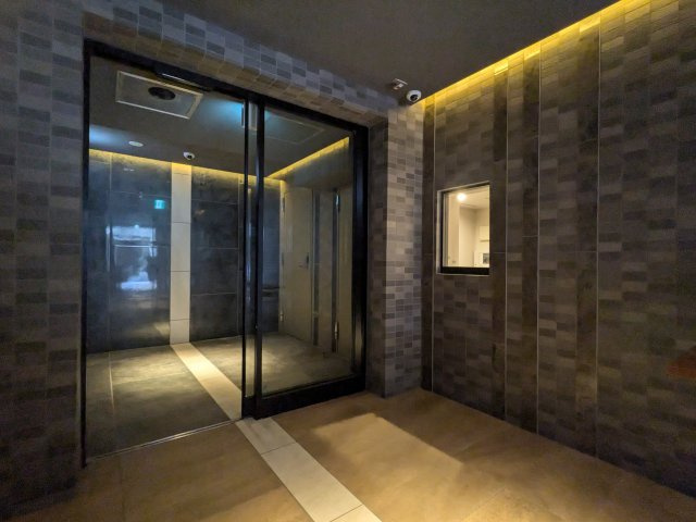 ハーモニーレジデンス東京南砂ザガーデンのエントランス|建物の内部です