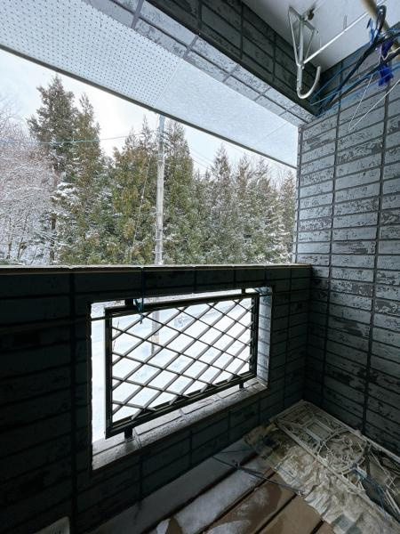 三戸郡三戸町大字梅内字蕨久保のバルコニー|【リフォーム前】ベランダ