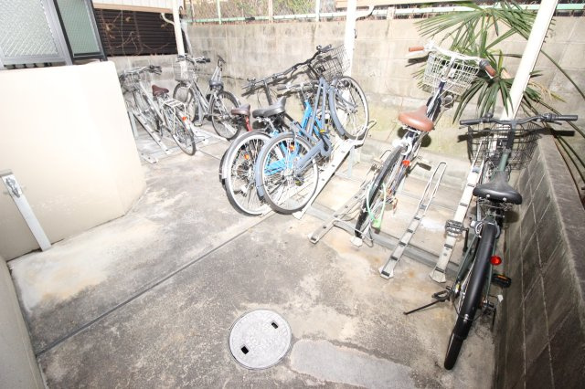京都市山科区大宅中小路町の賃貸マンションのその他共用部分