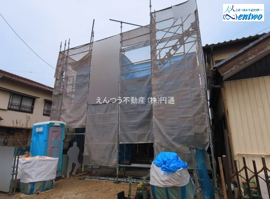 ファーストタウン第2南原山町赤土の外観