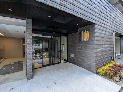 【エントランス】 | エスリード弁天町ノースプレミア | 落ち着いたエントランスです