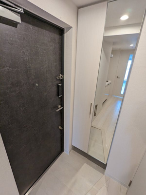 【玄関】 | エスリード弁天町ノースプレミア | きれいな玄関です