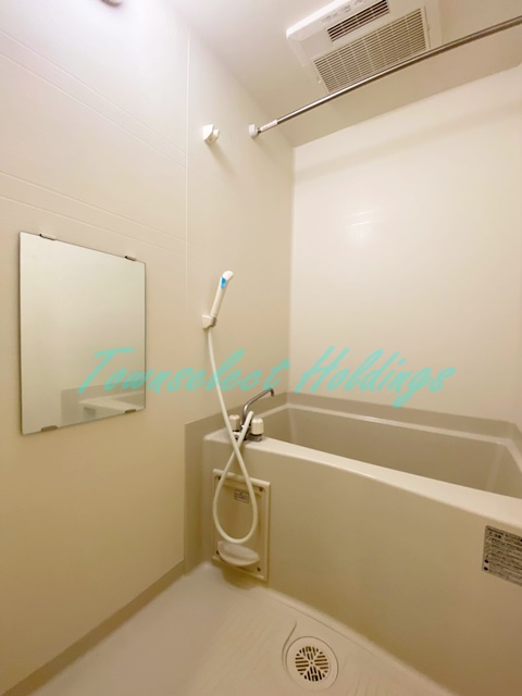 アムール横須賀中央の浴室|浴室乾燥付き♪