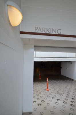 【駐車場】 | ラナイグレース国立