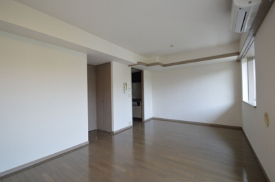 【居間・リビング】 | ラナイグレース国立