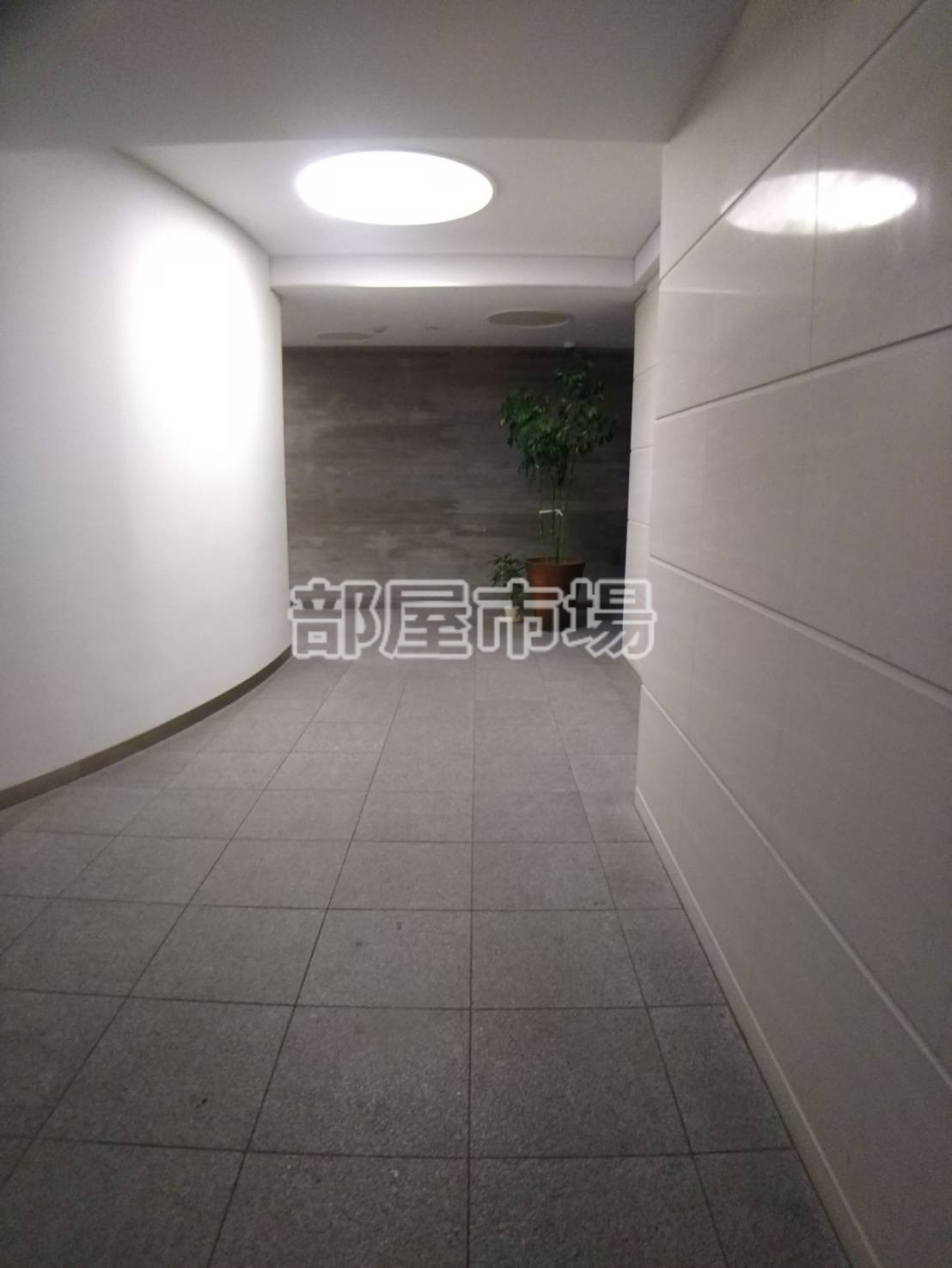 リヴィエールKIWAのロビー