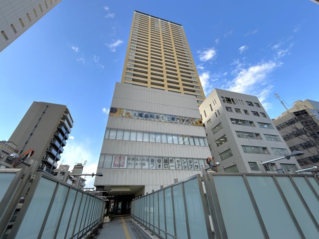 ステーションプラザタワーの外観