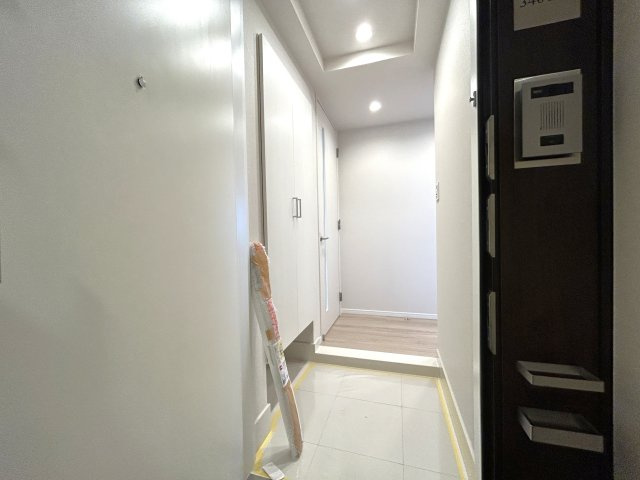 ステーションプラザタワーの玄関|玄関ホールがスッキリ広々としていると帰る時も出ていく時も気持ちが良い。来客を出迎える玄関が綺麗ならその家の印象が良くなる。
