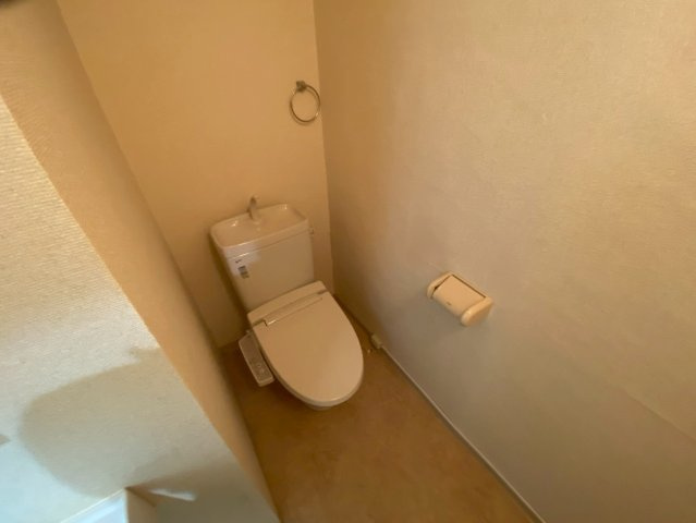 サンビルダー美野丘のトイレ