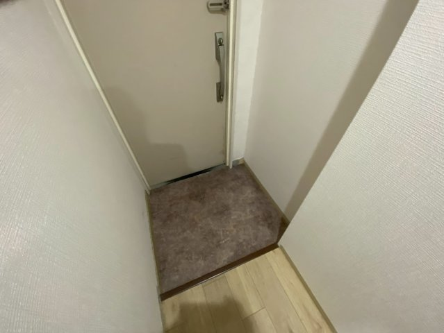 サンビルダー美野丘の玄関