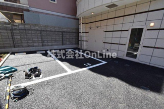 【駐車場】