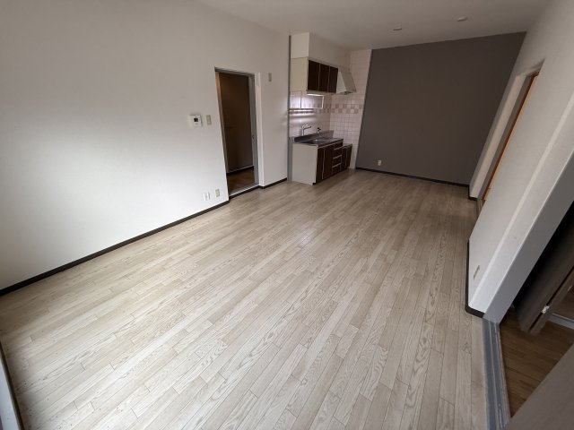 ツインフィールド壱番館の居間・リビング