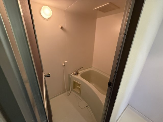 ツインフィールド壱番館の浴室