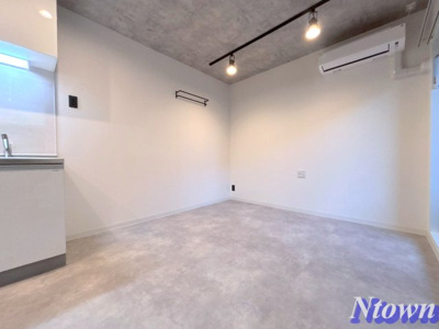 【居間・リビング】 | Revive黄金 | おしゃれな居間です