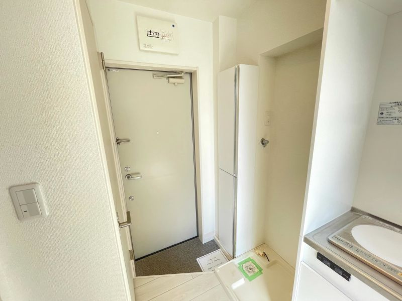 アズール東長崎の玄関|同間取別部屋写真