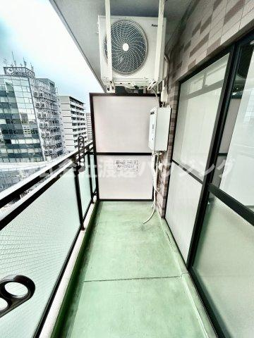 スカーレット江坂のバルコニー