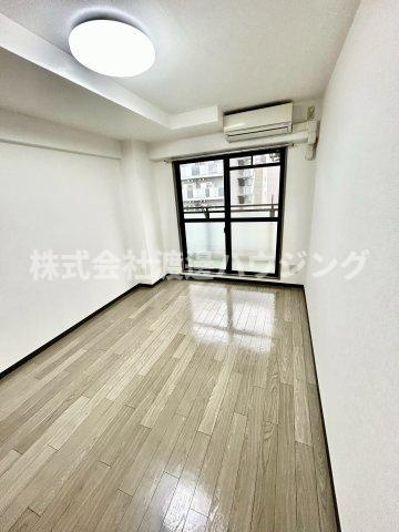 スカーレット江坂の内装