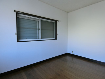 【洋室】 | 芦部町貸家