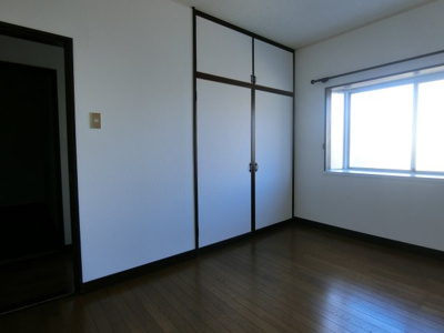 【洋室】 | 芦部町貸家