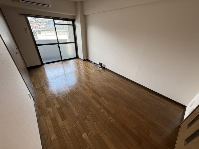 杏樹SENRIYAMAの居間・リビング