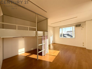 ステップインウエストの居間