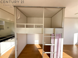 ステップインウエストの寝室