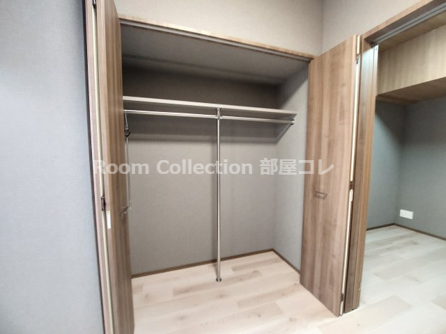 メイクスWアート浅間町の収納|同シリーズイメージ写真
反転色違い
現況と異なる場合現況優先