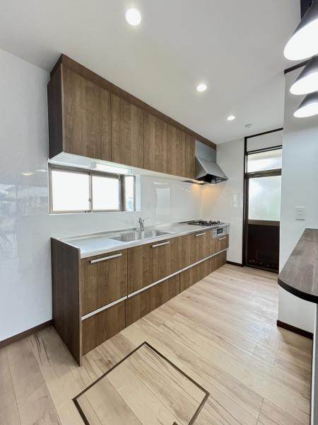 宇都宮市東峰町　4ＳＬＤＫ　中古住宅のキッチン