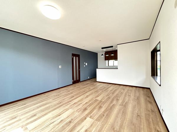 宇都宮市東峰町　4ＳＬＤＫ　中古住宅の洋室